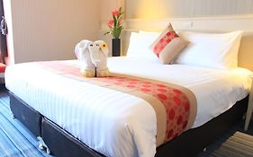 โรงแรมวีวิช V Wish Hotel